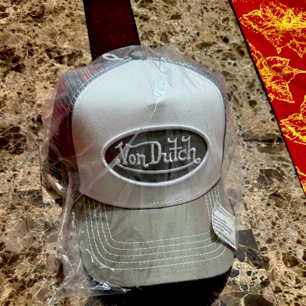 Von Dutch cap